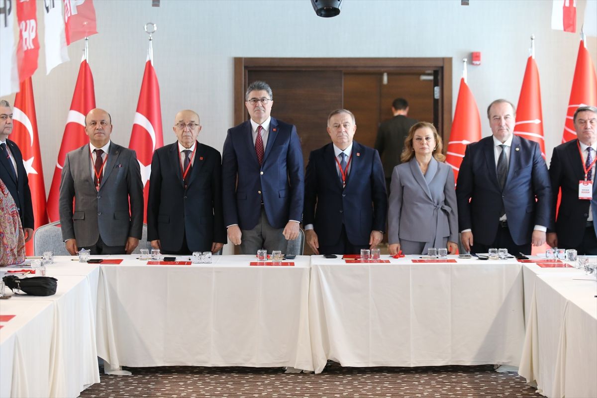 CHP Genel Başkan yardımcıları Aytekin ve Zeybek, Karabük'te toplantıya katıldı