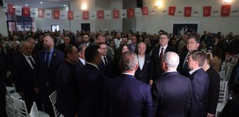 CHP Genel Başkan Yardımcısı Aytekin, Kocaeli'de partisinin üye katılım toplantısına katıldı