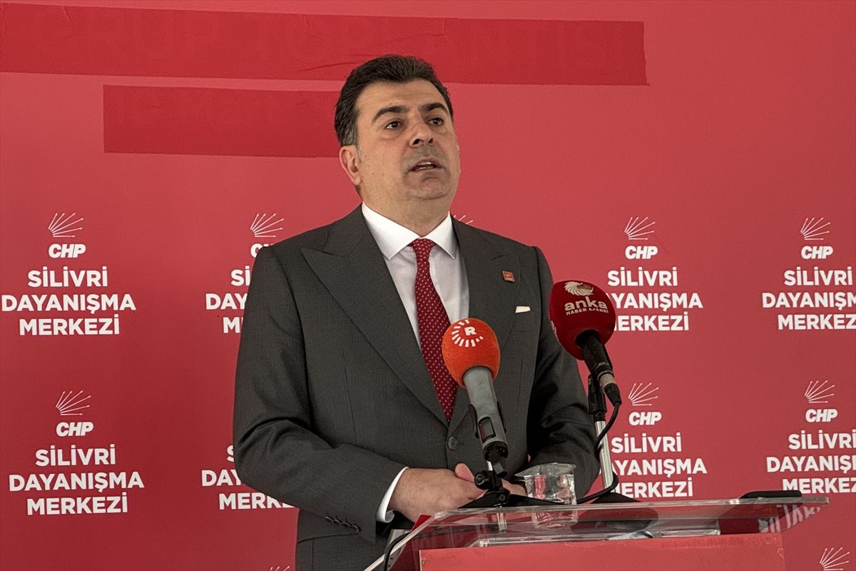 CHP Sözcüsü Zeynel Emre, Silivri'de basın toplantısı düzenledi Açıklaması