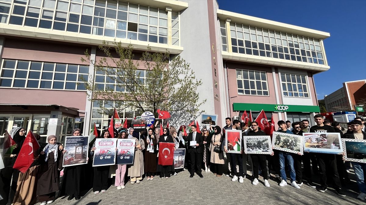 ÇOMÜ'de İsrail'in Filistinli esirleri hedef alan idam yasası kınandı