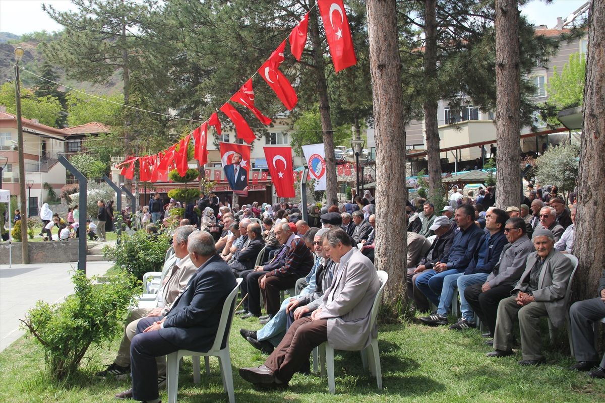 Çorum'da 'Hıdırellez Şenliği' düzenlendi