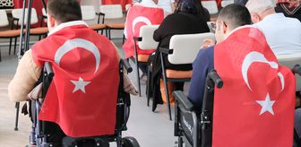 Çorum'da temsili askerlik yapacak engelliler için 'asker kınası' yakıldı