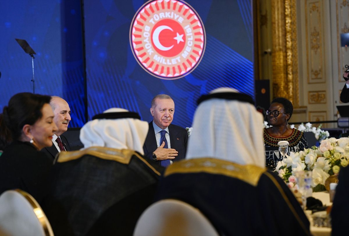 Cumhurbaşkanı Erdoğan, 152. Parlamentolar Arası Birlik Genel Kurulu onuruna verdiği akşam yemeğinde konuşt...