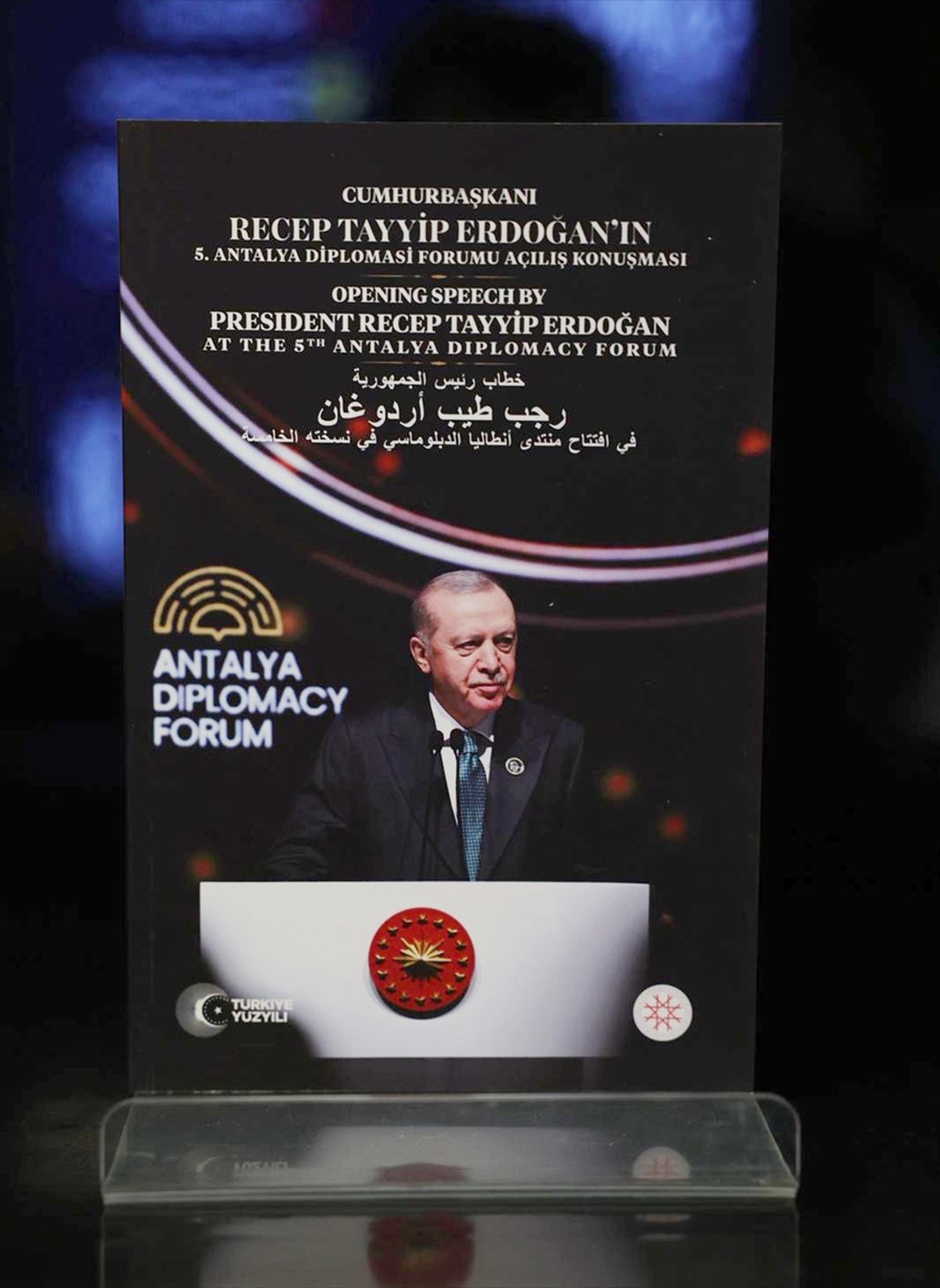 Cumhurbaşkanı Erdoğan'ın Antalya Diplomasi Forumu'ndaki konuşması 3 dilde kitaplaştırıldı