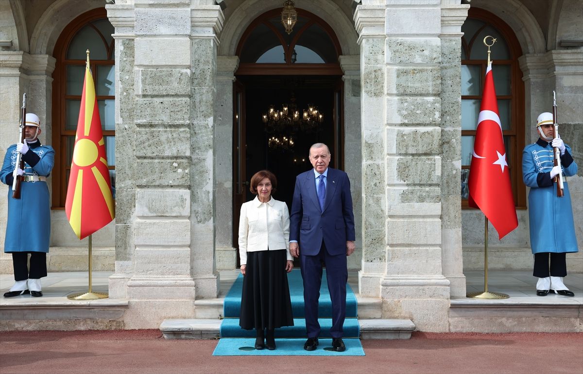 Cumhurbaşkanı Erdoğan, Kuzey Makedonya Cumhurbaşkanı Siljanovska-Davkova ile görüştü
