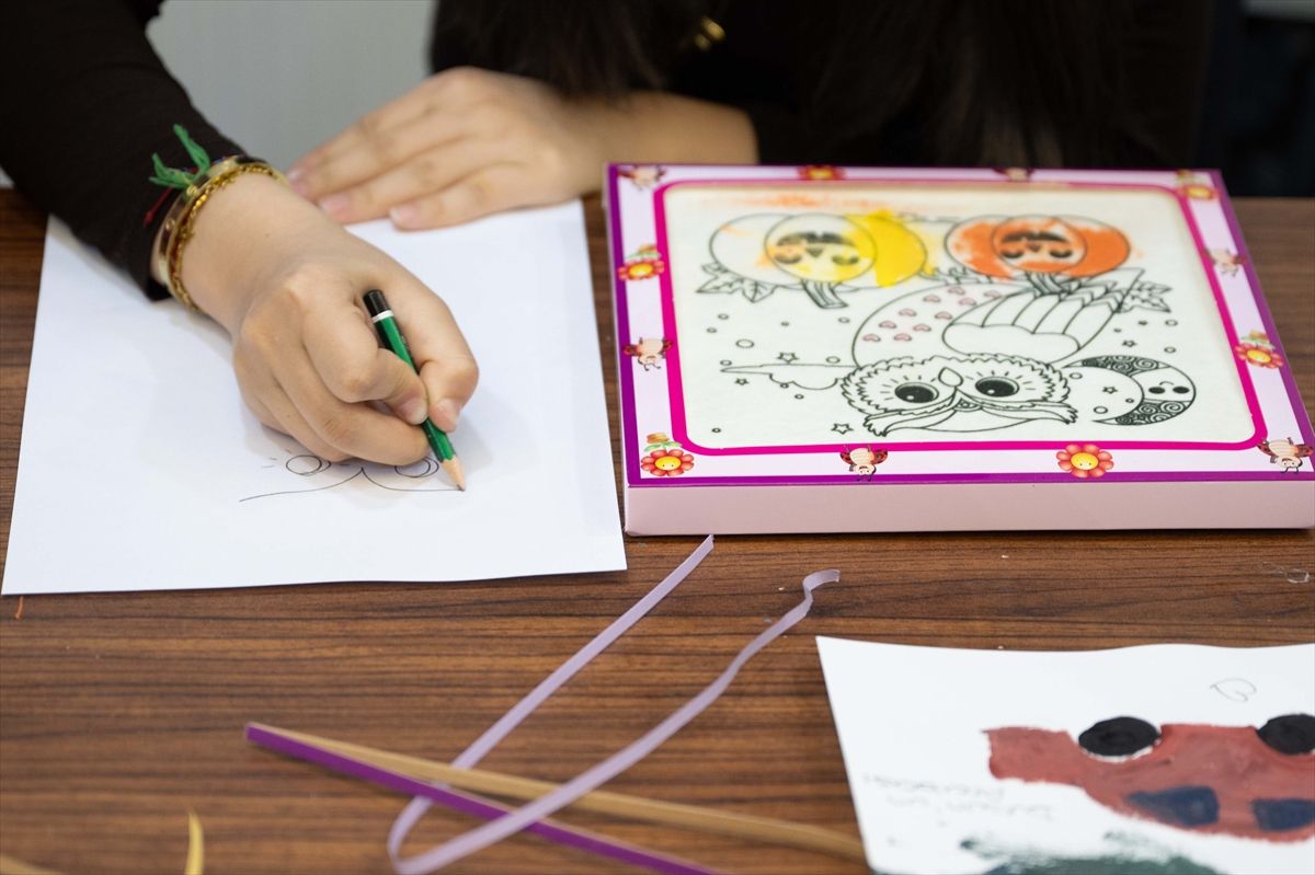 Devlet korumasındaki çocuklar sanatsal etkinliklerle gelişiyor