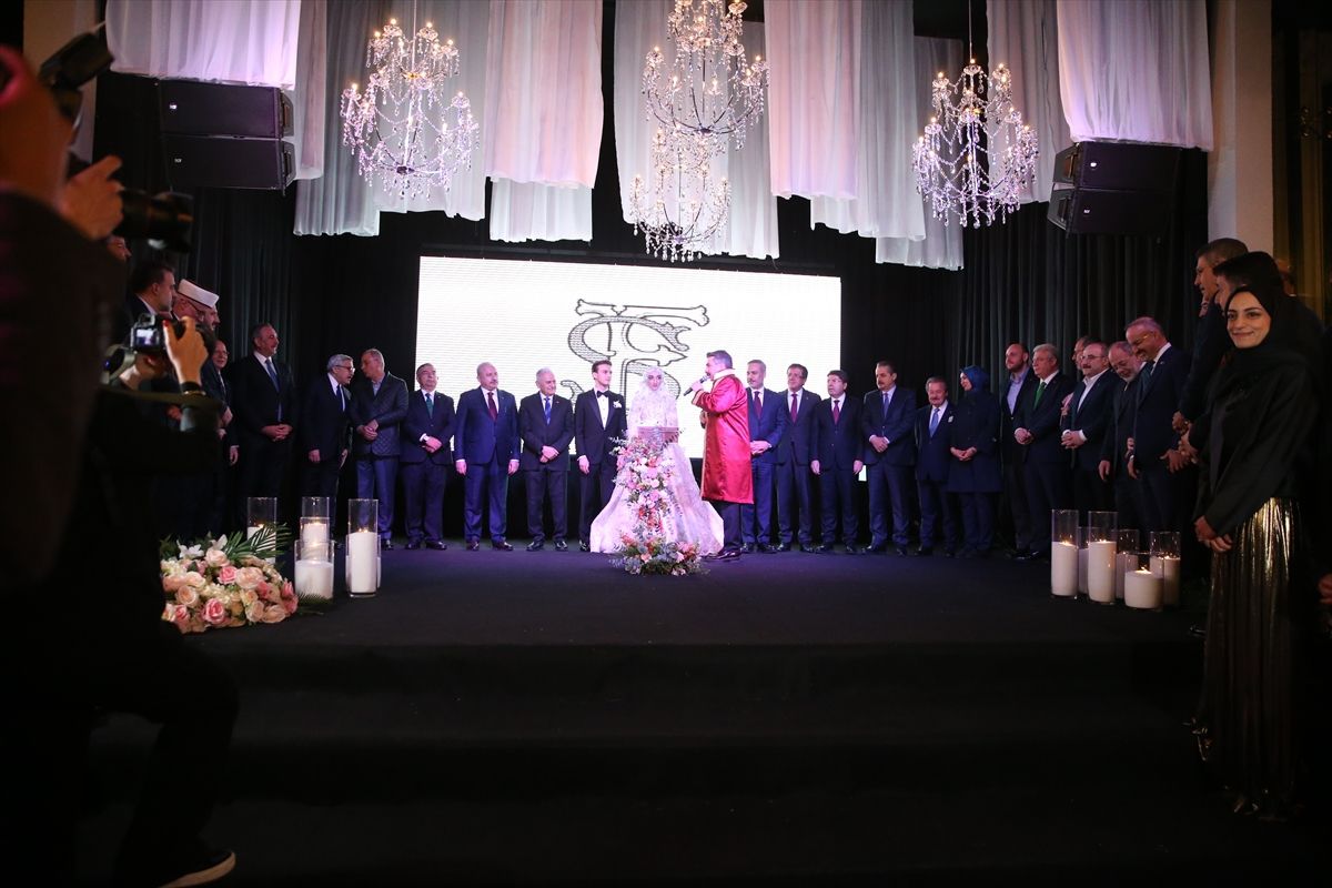 Dışişleri Bakanı Hakan Fidan nikah şahitliği yaptı