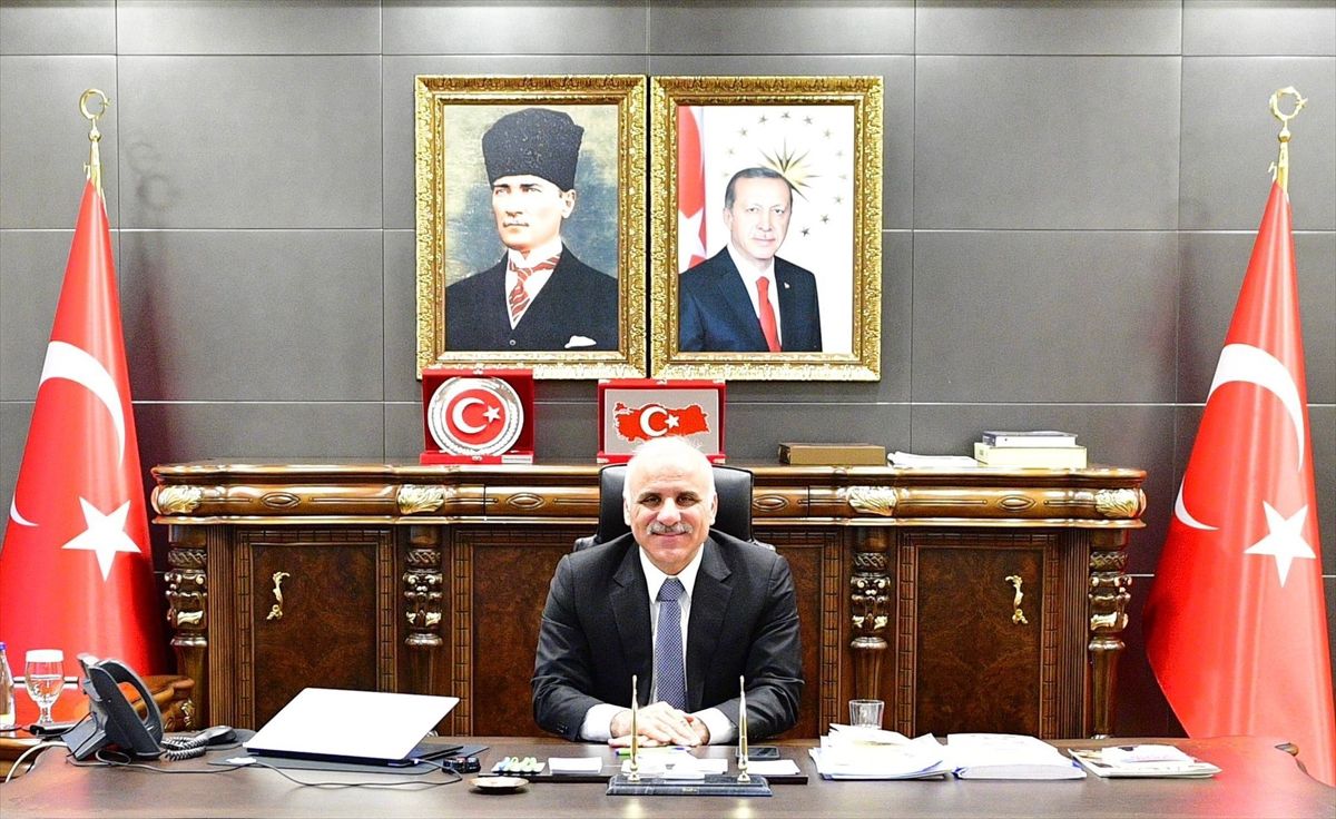 Diyarbakır Valisi Zorluoğlu'ndan Türk Polis Teşkilatının 181. kuruluş yıl dönümü mesajı