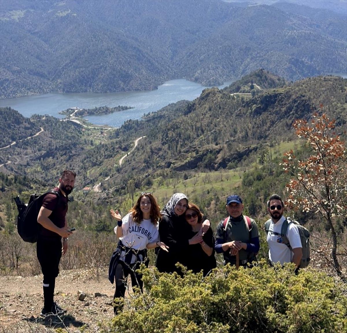 Doğaseverler Oğuzlar'da yürüyüş yaptı