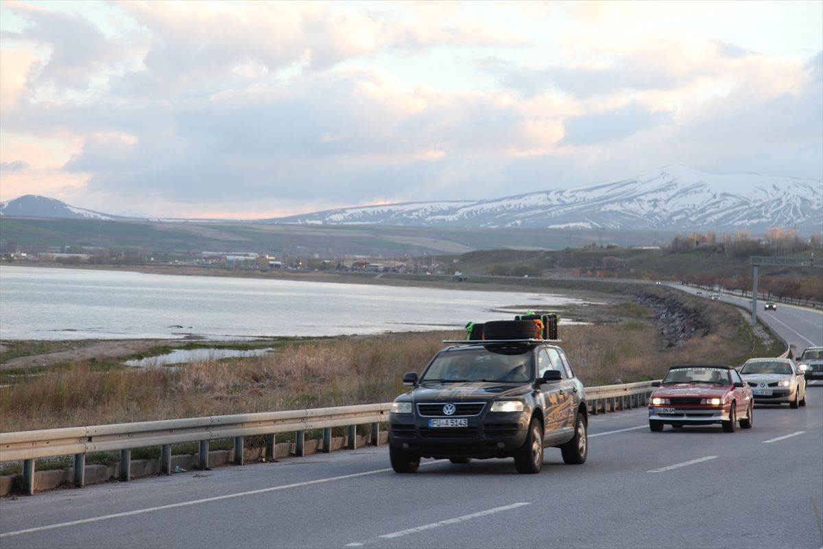 Doğu-Batı Dostluk ve İpek Yolu Rallisi'nin Bitlis etabı tamamlandı