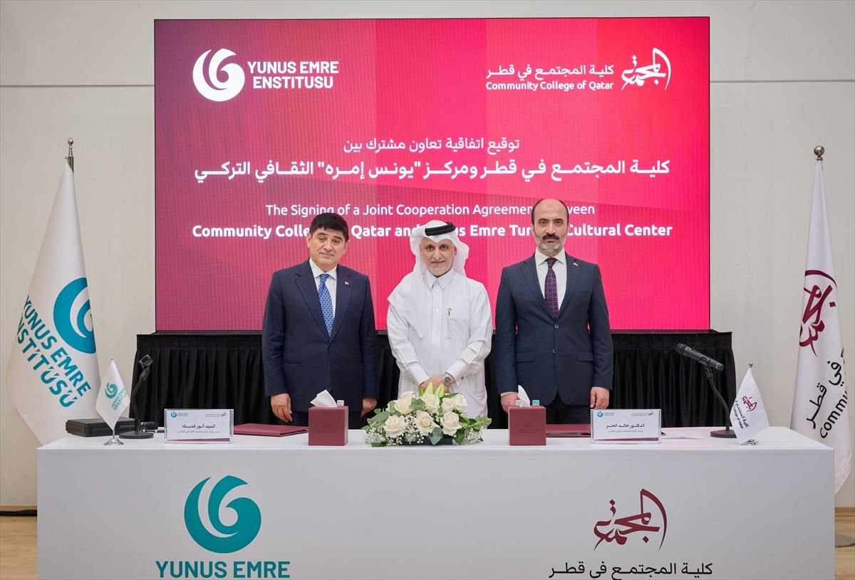 Doha YEE ile Katar Toplum Yüksekokulu arasında Türkçe öğretimine yönelik protokol imzalandı