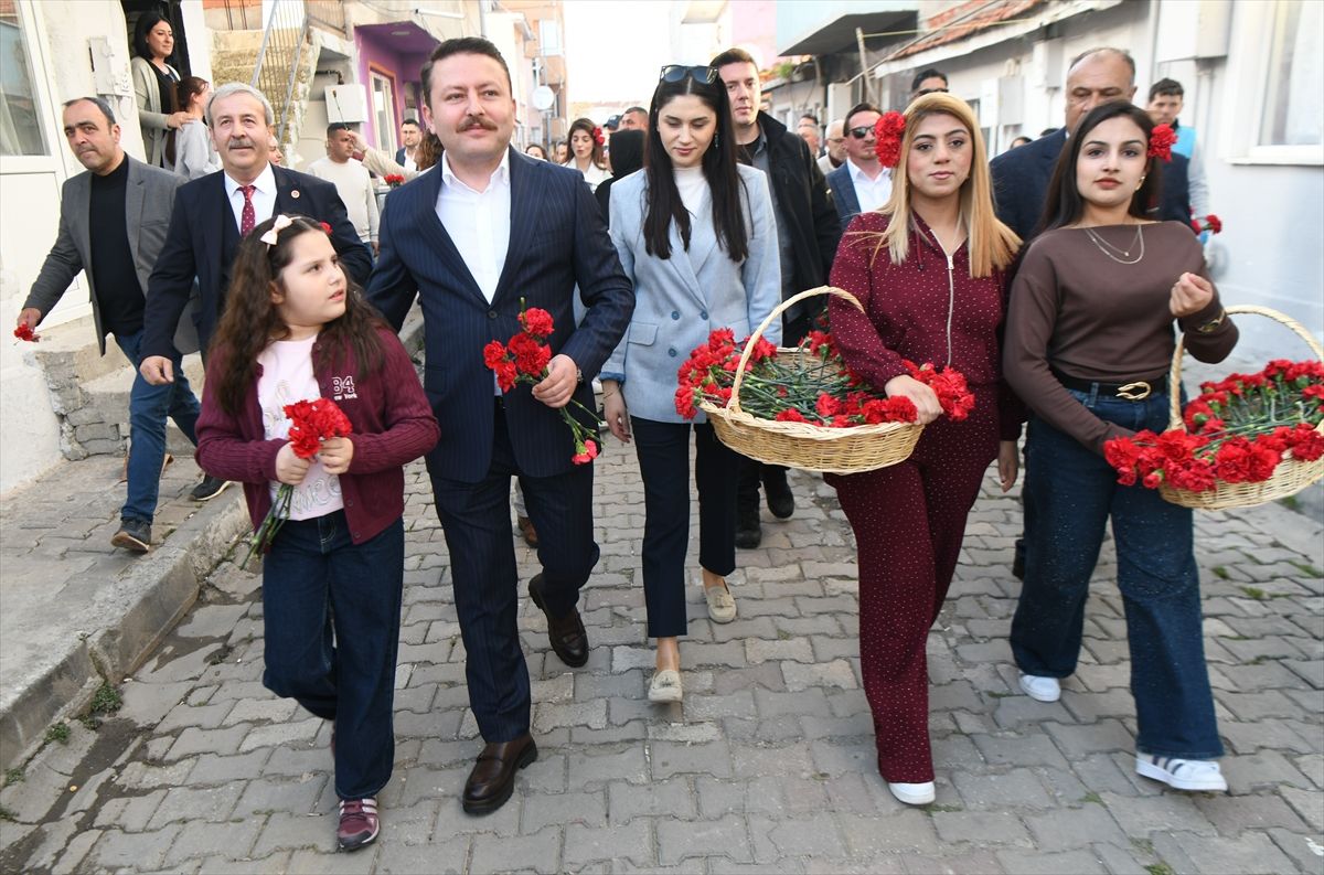Dünya Romanlar Günü Lapseki'de kutlandı