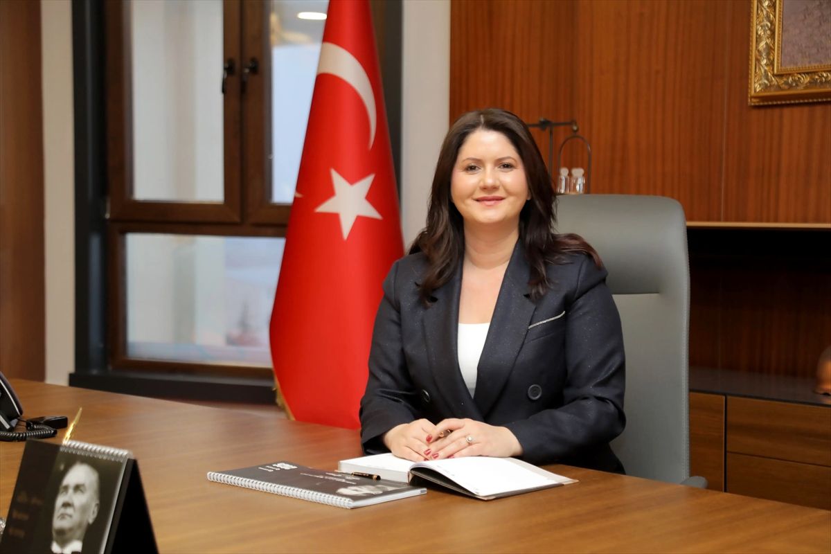 Edirne Belediye Başkanı Filiz Gencan tüm çocukların bayramını kutladı