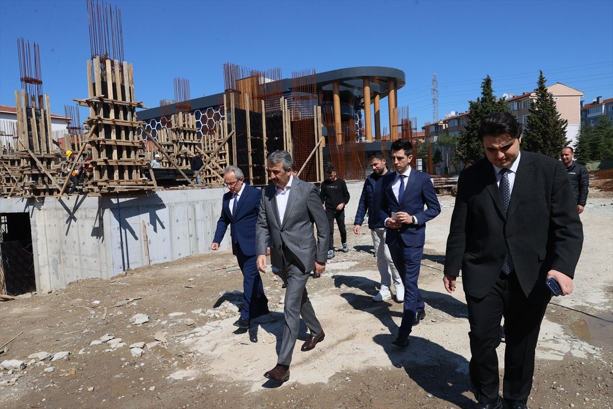 Edirne'de 24 derslikli ilkokulda çalışmalar sürüyor