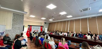 Edirne'de afetlerde yabancı ekiplerle koordinasyon için öğretmenlere eğitim