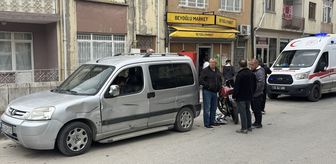 Edirne'de elektrikli bisikletle motosikletin çarpıştığı kaza güvenlik kamerasında