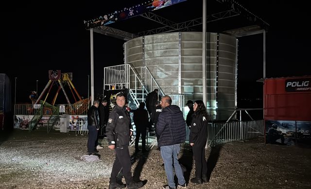 edirne de lunaparktaki oyun aletinden dusen k 2 19730715 o