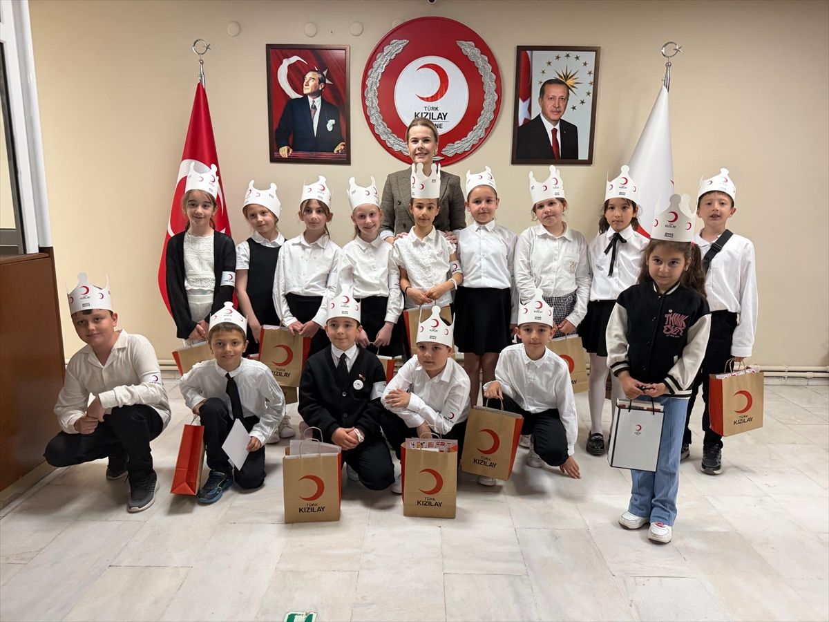 Edirne'de minik yazarlardan Gazze'ye anlamlı destek