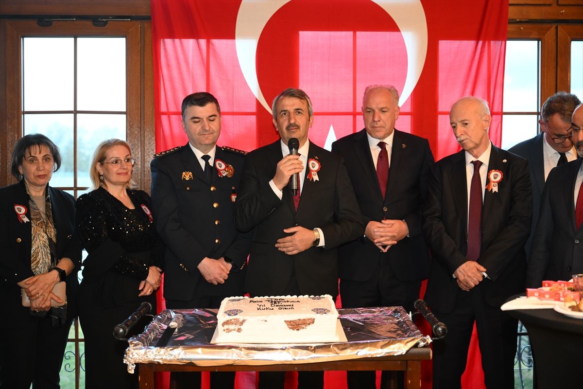 Edirne'de Türk Polis Teşkilatının 181. kuruluş yıl dönümü resepsiyonla kutlandı