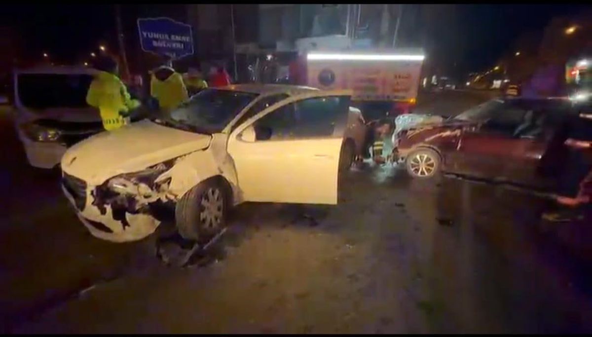 Elazığ'da trafik kazası: 2 yaralı