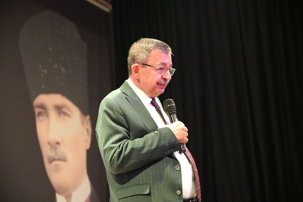 Erdemli ilçesinde düzenlenen 4. Kitap ve Edebiyat Günleri sona erdi