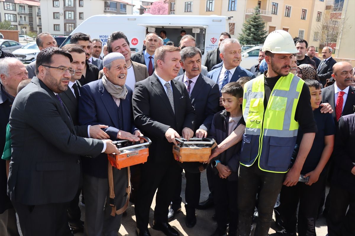 Erzincan'da değerler ve bilim eğitiminin bir arada sunulacağı çocuk akademisinin temeli atıldı