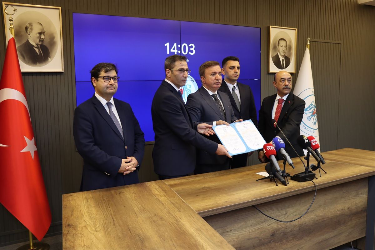 Erzincan'da psikolojik danışmanlar ve rehber öğretmenlere uzmanlık eğitimi verilecek