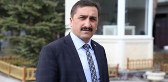 Erzurum Asri Mezarlığı'nda 11 yıldır hafızların Kur'an tilaveti yankılanıyor