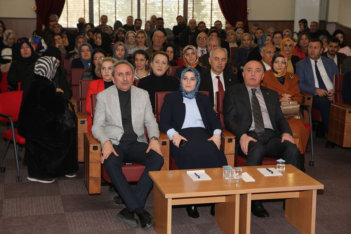 Erzurum'da 'Tarımda Kadın Eli Projesi' ve 'Çiftçi Kadın Akademisi' başladı