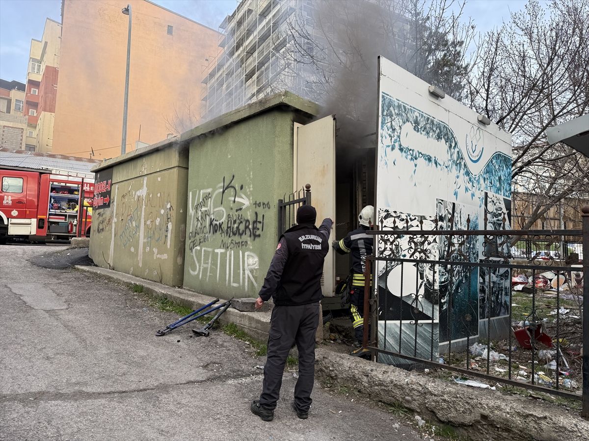 Erzurum'da trafoda çıkan yangın söndürüldü