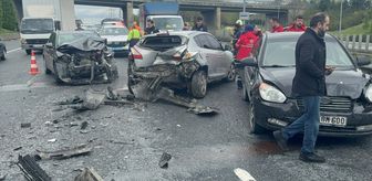 Esenler'de zincirleme trafik kazasında otomobil sürücüsü yaralandı