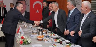 Esenyurt Belediye Başkan Vekili Aksoy, mahalle muhtarlarıyla bir araya geldi