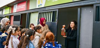 Esenyurtlu öğrencilere Atık Getirme Merkezi'nde çevre bilinci etkinliği