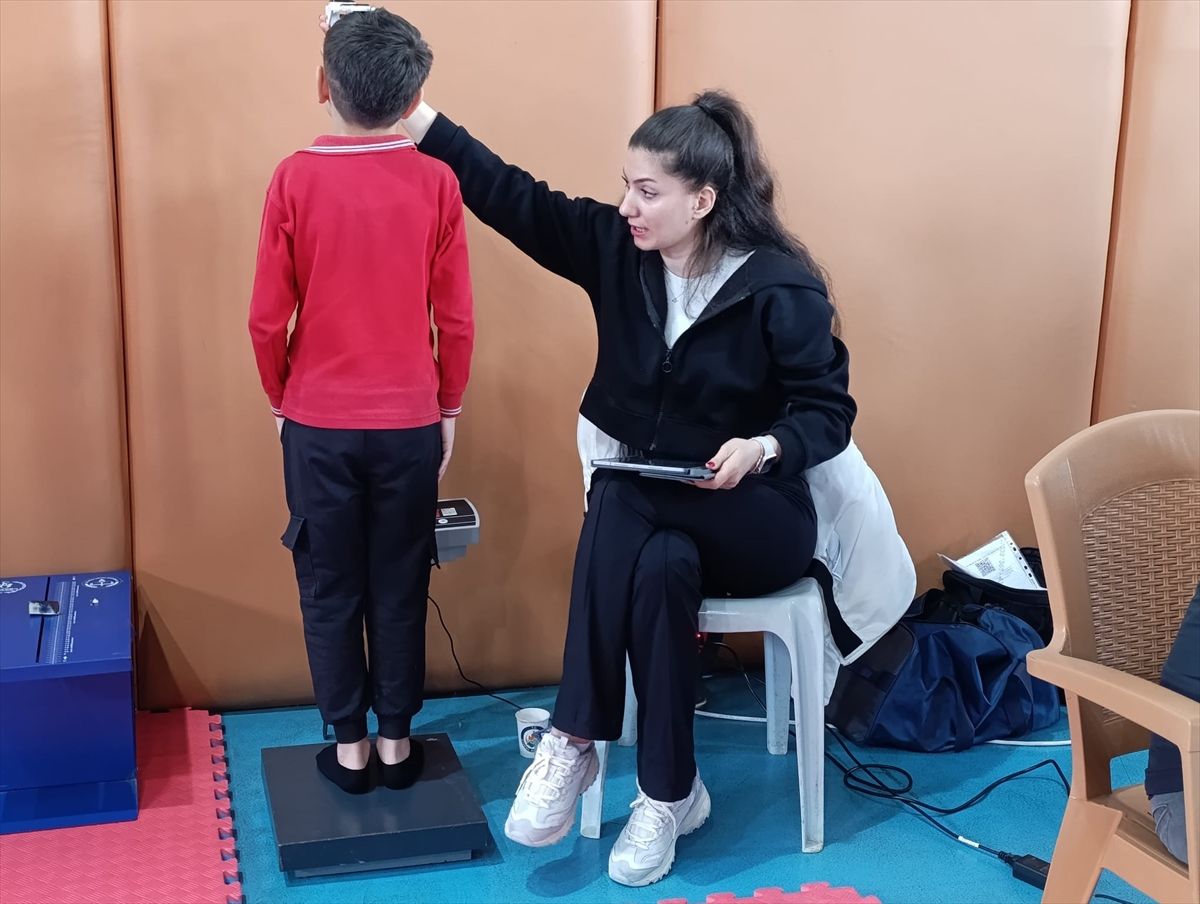 Eynesil'de öğrencilerin sportif yetenekleri incelendi
