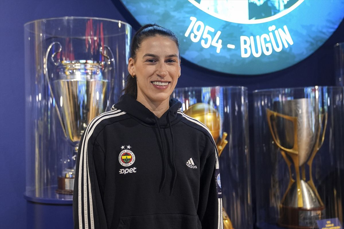 Fenerbahçe Opetli basketbolcu Sevgi Uzun, Avrupa Ligi'nde şampiyonluğa inanıyor Açıklaması