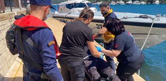 Fethiye'de koyda rahatsızlanan kişiye tıbbi tahliye yapıldı
