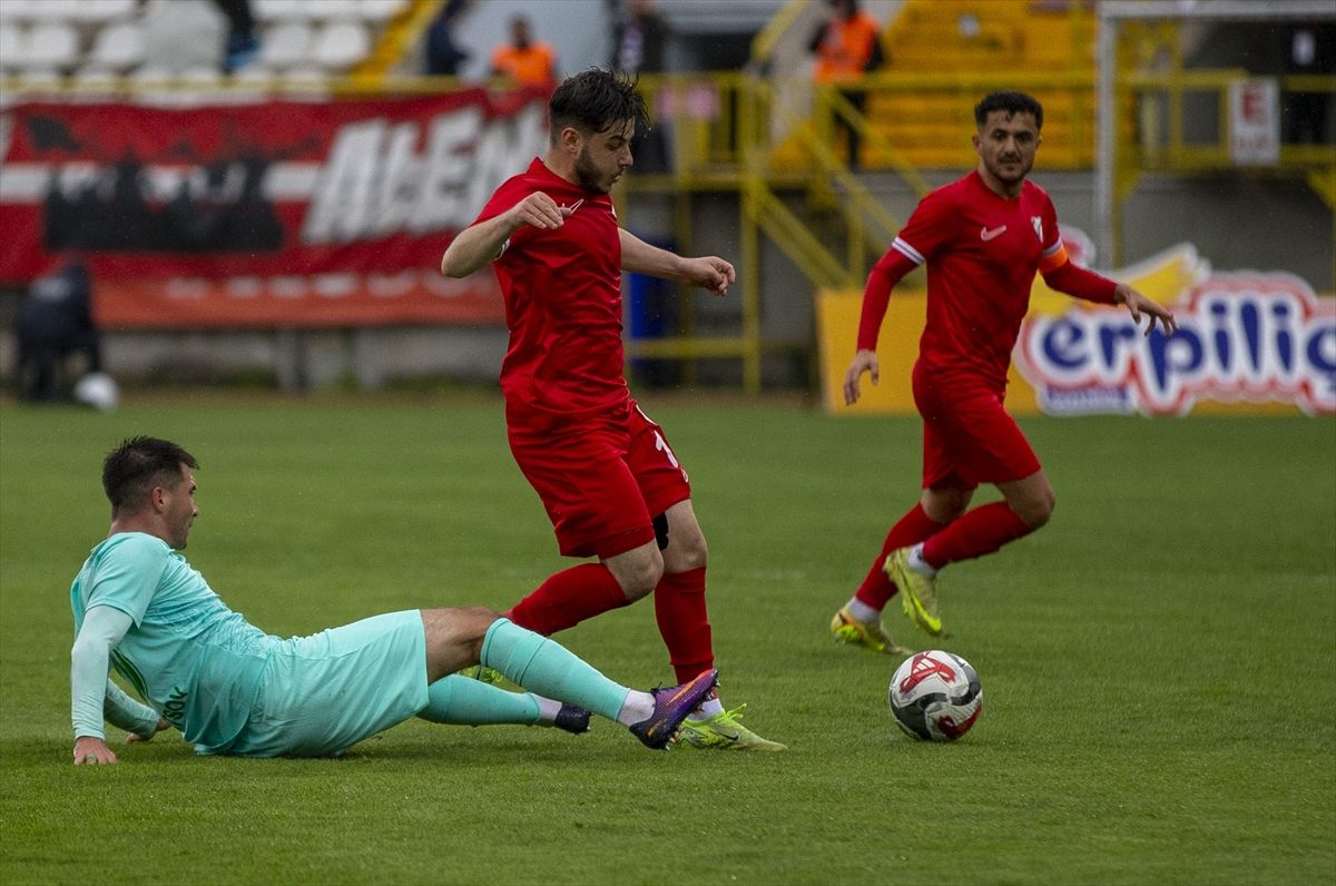 Boluspor, Serikspor'u 3-1 Mağlup Ederek Sezonu Galibiyetle Kapattı