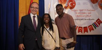 Gambiya'da 23 Nisan Ulusal Egemenlik ve Çocuk Bayramı kutlandı