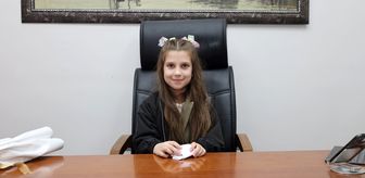 Gelibolu Belediye Başkanı Soyuak, koltuğunu ilkokul öğrencilerine devretti