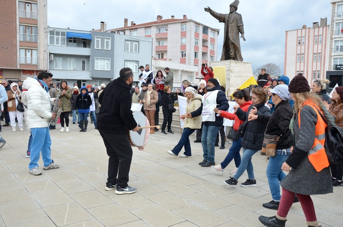 Gelibolu'da 1 Mayıs Emek ve Dayanışma Günü kutlandı