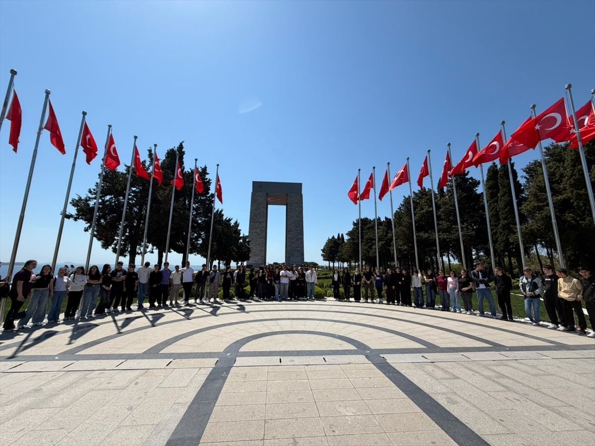 Gelibolu Tarihi Alan'da "Eceabat'ın Gençleri Ecdadının İzinde Projesi" hayata geçirildi