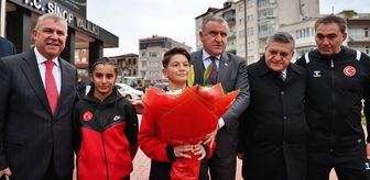 Gençlik ve Spor Bakanı Bak Sinop'ta ziyaretlerde bulundu