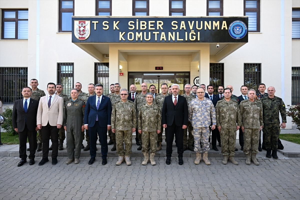 Genelkurmay Başkanı Orgeneral Bayraktaroğlu, NATO Kilitli Kalkan 2026 Tatbikatı'na katıldı