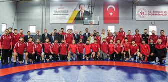 Grekoromen Güreş Milli Takımı Avrupa şampiyonası öncesi basınla buluştu