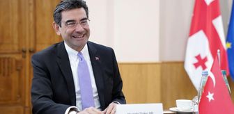 Gürcistan Dışişleri Bakanı Botchorishvili, Türkiye'nin Tiflis Büyükelçisi Arı ile bir araya geldi