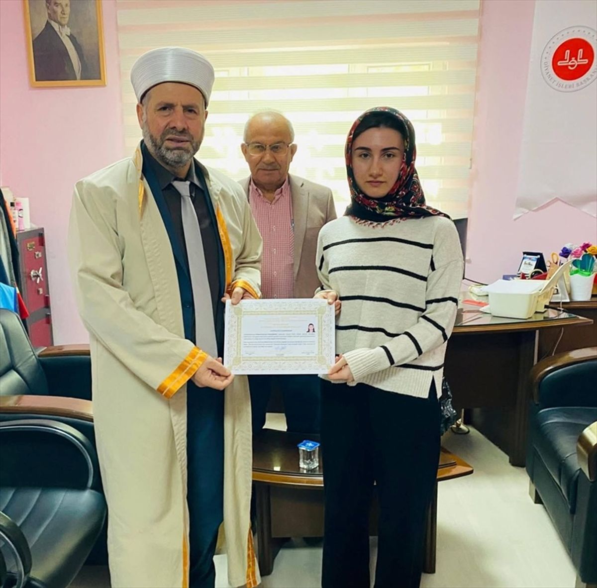 Gürcistanlı Valeria Gurgenadze, Müslüman olarak 'Leyla' adını aldı