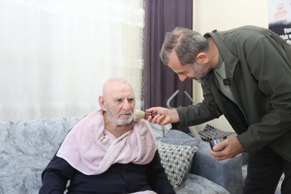 Gürsu'da yaşlılara yönelik destek projesi başladı