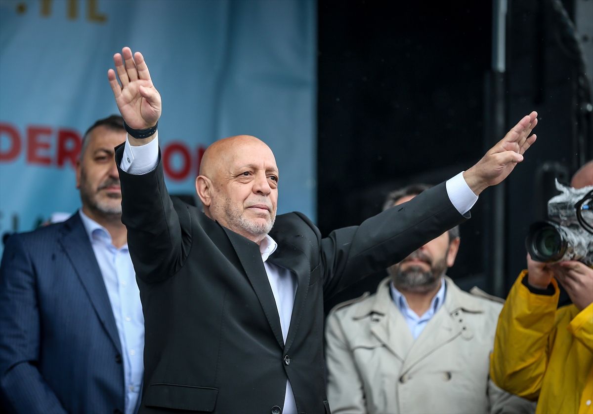 HAK-İŞ, 1 Mayıs'ı Bursa'da kutladı