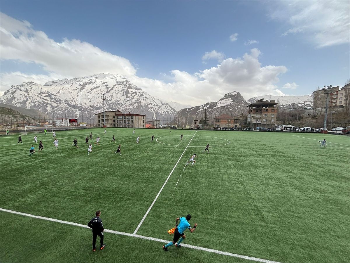 Hakkari Zapspor, konuk ettiği Bulanık Kopspor'u yendi