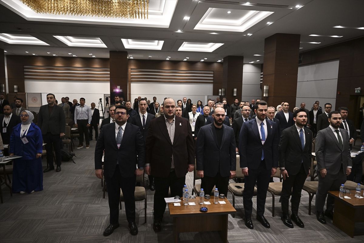 Halit Albayrak, yeniden Türkiye Buz Hokeyi Federasyonu Başkanlığına seçildi Açıklaması